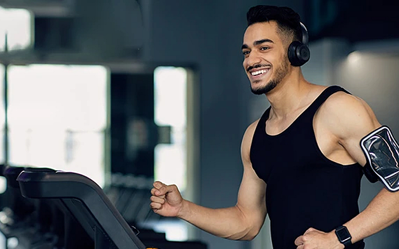 يسري العرض للرجال والسيدات
