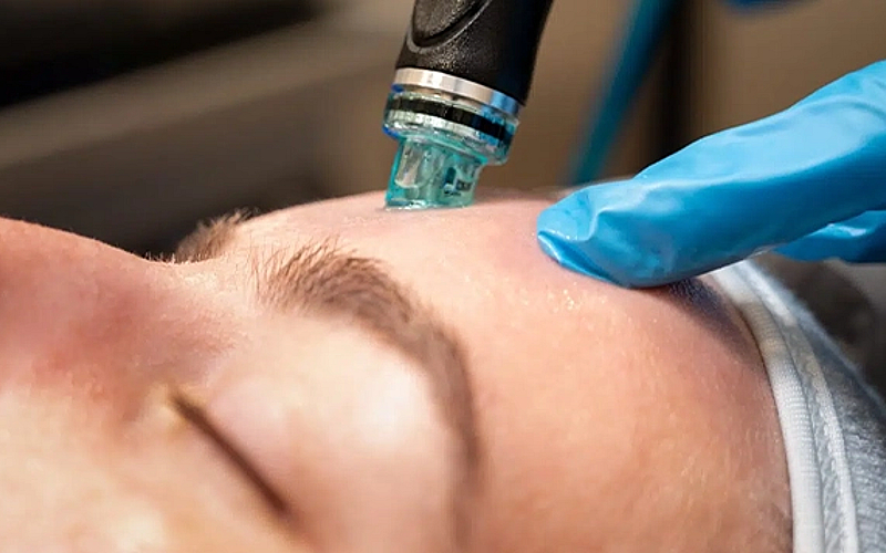 يسري العرض يومياُ ما عدا الجمعة
