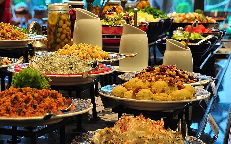 Ramadan beverages and sweets included! 