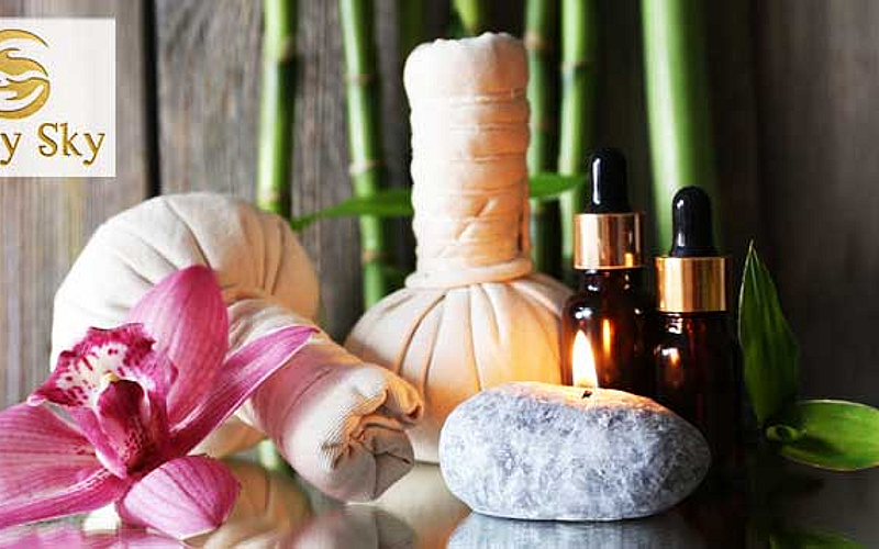 Thai, Aromatherapy or Four hand relaxation