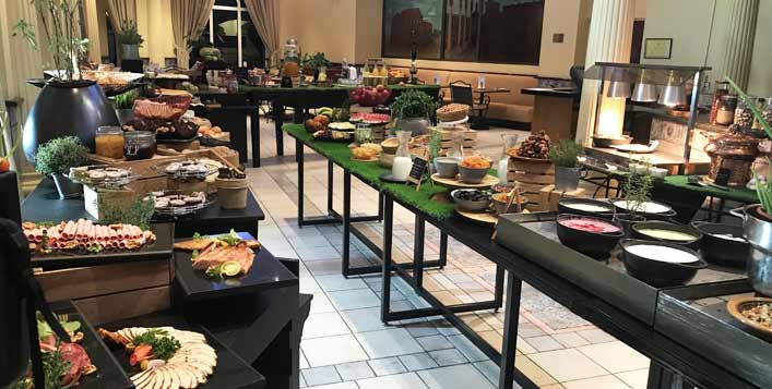 Breakfast Buffet Deals, Offers & Discounts In Radisson Blu Muscat ...