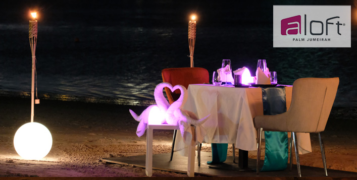 Beachside romantic dinner for 2 people
