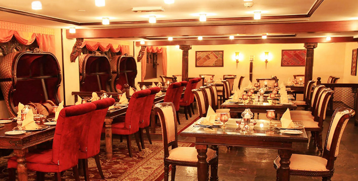 Lunch or dinner at Arabian Courtyard Hotel