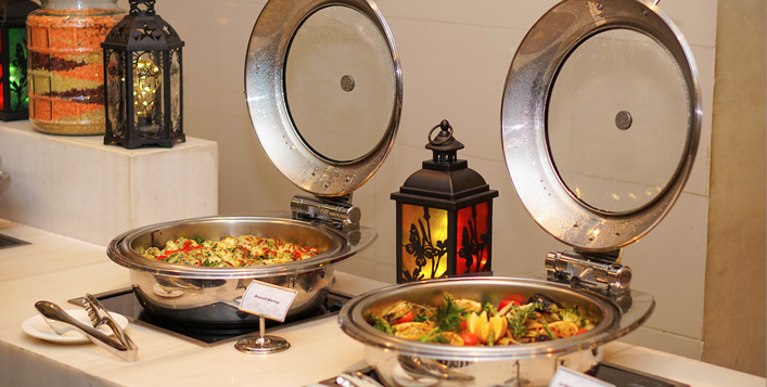 5-Star International Iftar With Drinks @ Tower Plaza Hotel From AED 55 ...