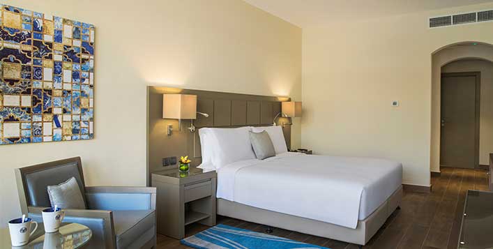 cove rotana rooms