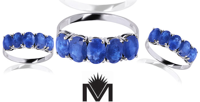 Look Stunning with Solid Gold Sapphire Ring